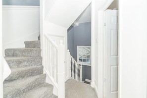 Staircase - PML Apartments Victoria (London)