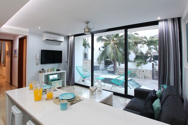 Apartment, 2 Bedrooms | In-room dining - Menesse on the Beach (Playa del Carmen)