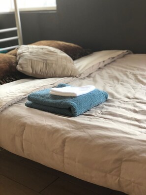 Fælles sovesal (Beach House 5) | Individuelt design, individuel indretning, skrivebord