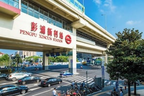 Ảnh chưa phân loại, 2 trong số 23 ảnh, nút