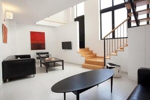 Apartment, 3 Bedrooms (Carrer de la Aldea 16) | Living room - Park Guell Apartments (Barcelona)