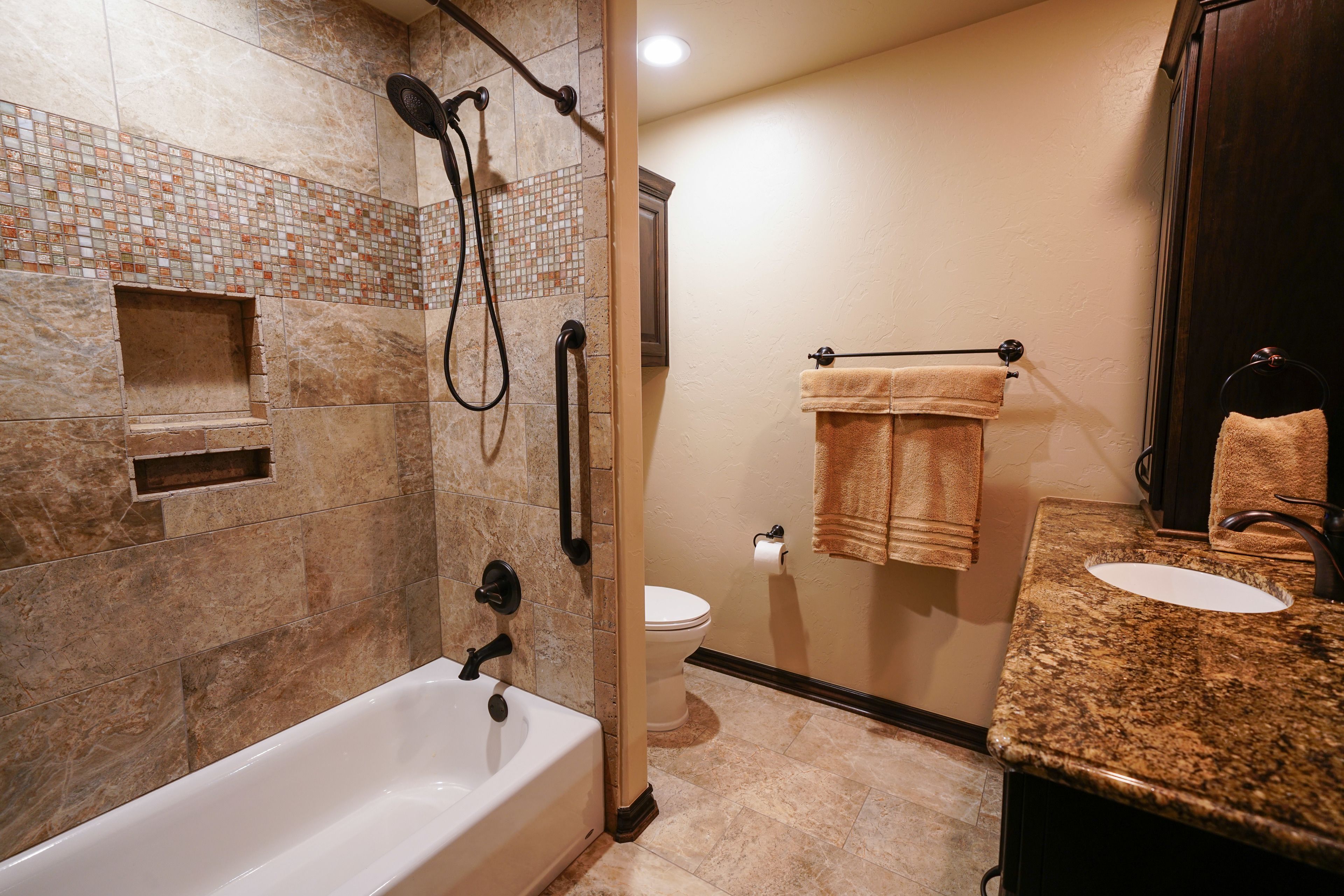 Waterfall | Bathroom | Free toiletries, hair dryer, towels