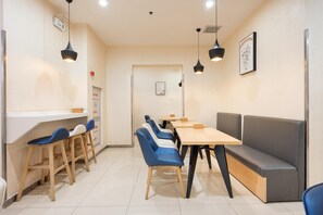 View from property - Hanting Hotel Shanghai Jufeng Road Station (Shanghai)