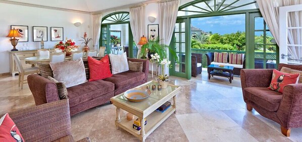 Tv, dvd-spelare och en stereo