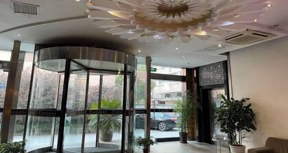 Hamoe Hotel (Shanghai Jinshan Zhujing Wan'an Street)
