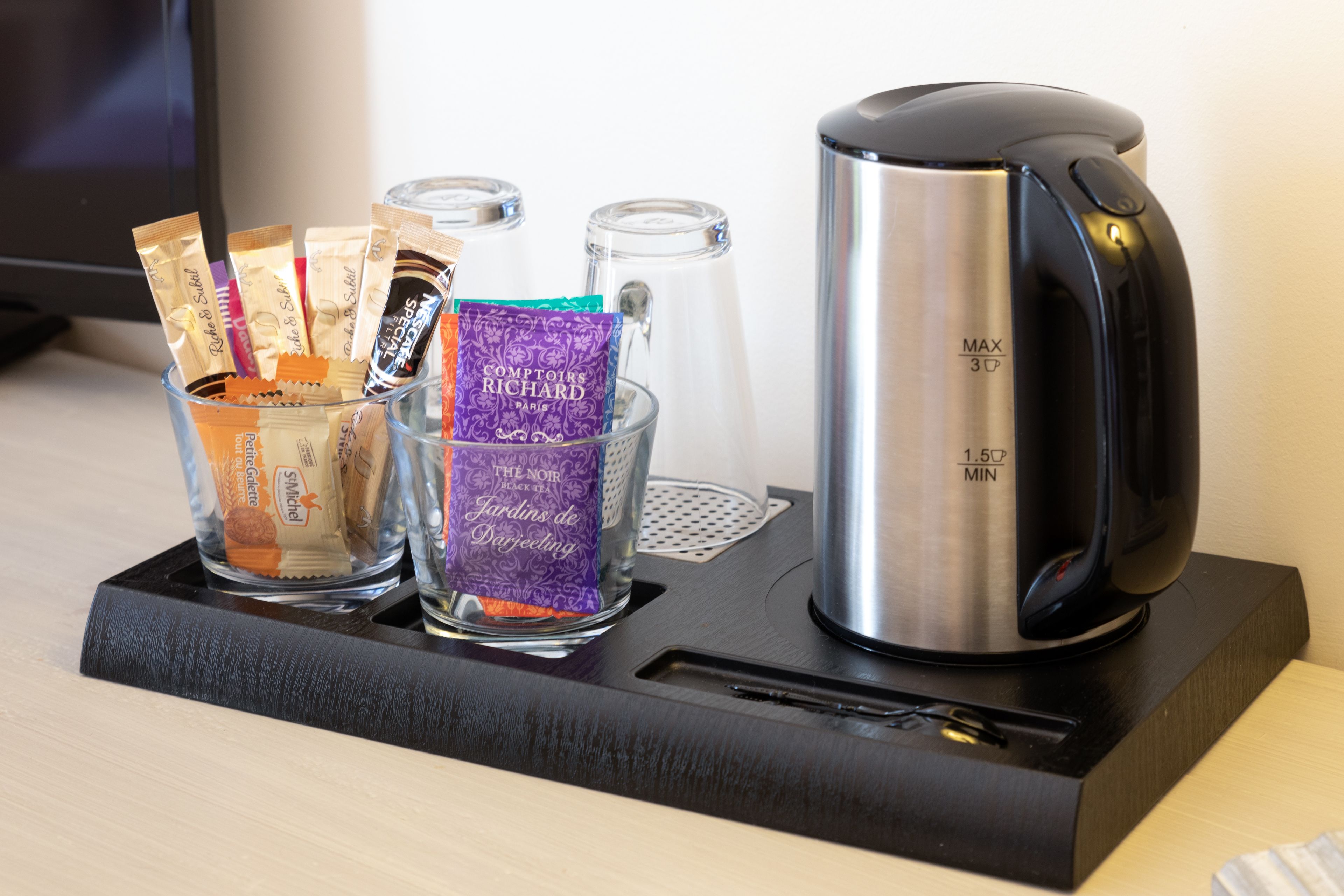 1 bedroom, in-room safe, individually decorated, individually furnished