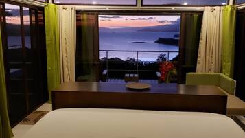 1 quarto, roupas de cama premium, frigobar, cofres nos quartos
