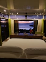 1 dormitorio, ropa de cama de alta calidad, minibar y caja fuerte