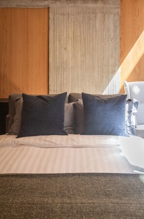 Tempat tidur tambahan