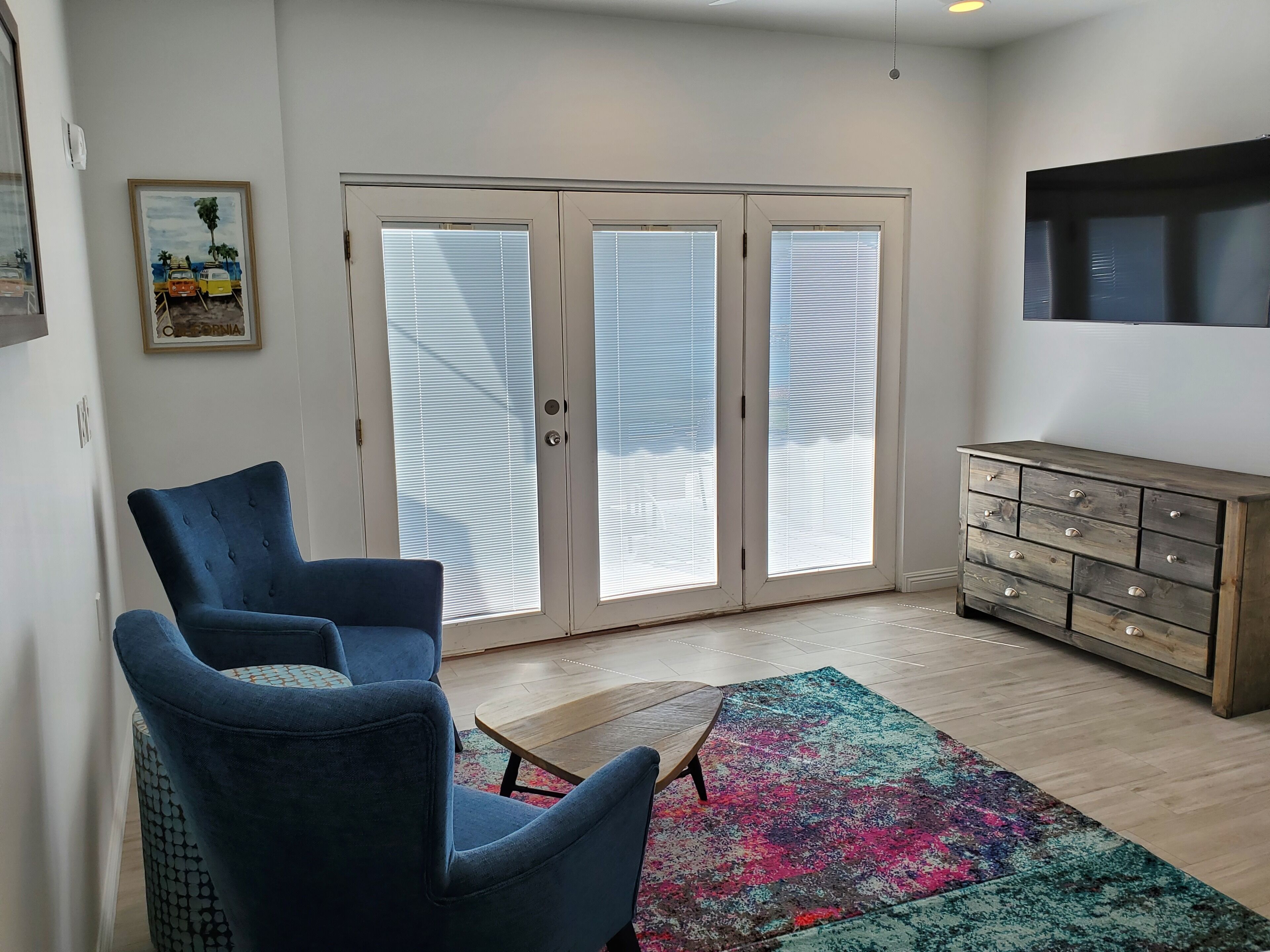 studio, 1 king bed, ocean view | premium bedding, pillow-top beds, individually decorated