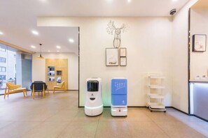 Interior - HanTing Hotel (Shanghai Xizang North Road Subway Station) (Shanghai)