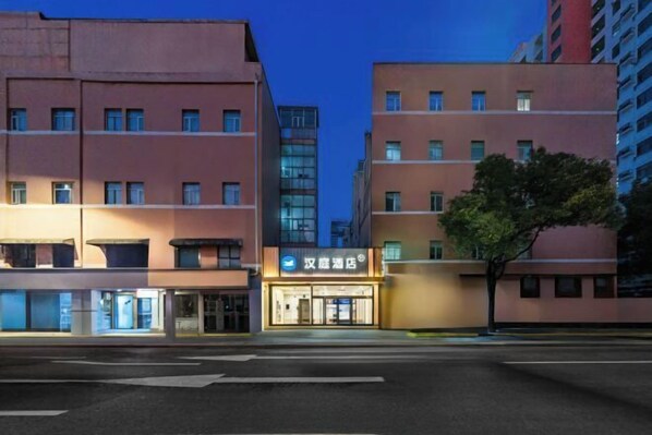 Exterior - HanTing Hotel (Shanghai Xizang North Road Subway Station) (Shanghai)