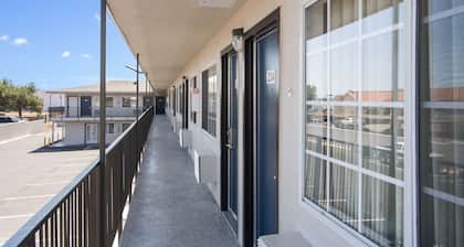 Motel 6 Moreno Valley, CA - Perris