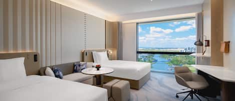 Cribs/infant beds, free WiFi