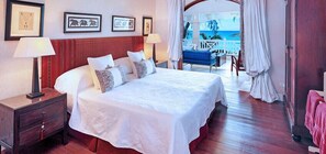 Room - Villa La Paloma (Prospect)