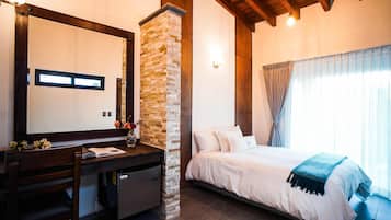 Premium bedding, in-room safe, blackout curtains, iron/ironing board