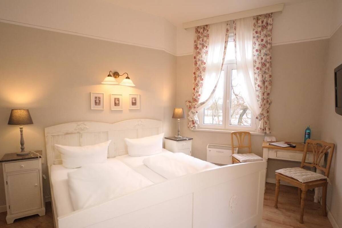 Double Room, Balcony
