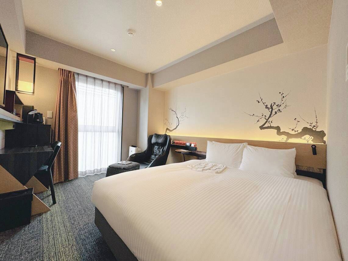 superior double room, 1 queen bed | 1 bedroom, down duvets, in-room safe, blackout curtains