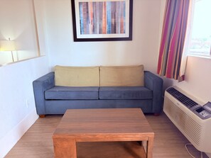 Room amenity - Best Classic Inn (Houston)