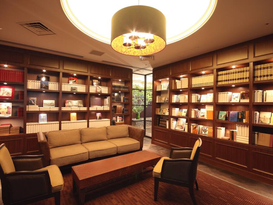 2 barer/lounger och lobbylounge