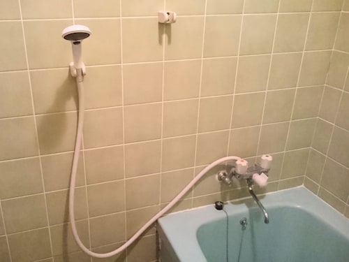 バスルームのシャワー