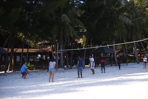 Snorkelling, beach volleyball, kayaking, fishing