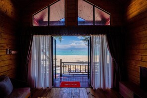 Premium Chalet Sea View Twin | Beach/ocean view