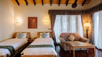 In-room safe, desk, soundproofing, bed sheets