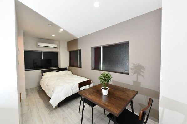 Semi-double Room with Kitchenette