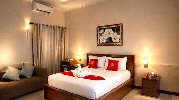 Deluxe Room, Ocean View | Free WiFi, bed sheets