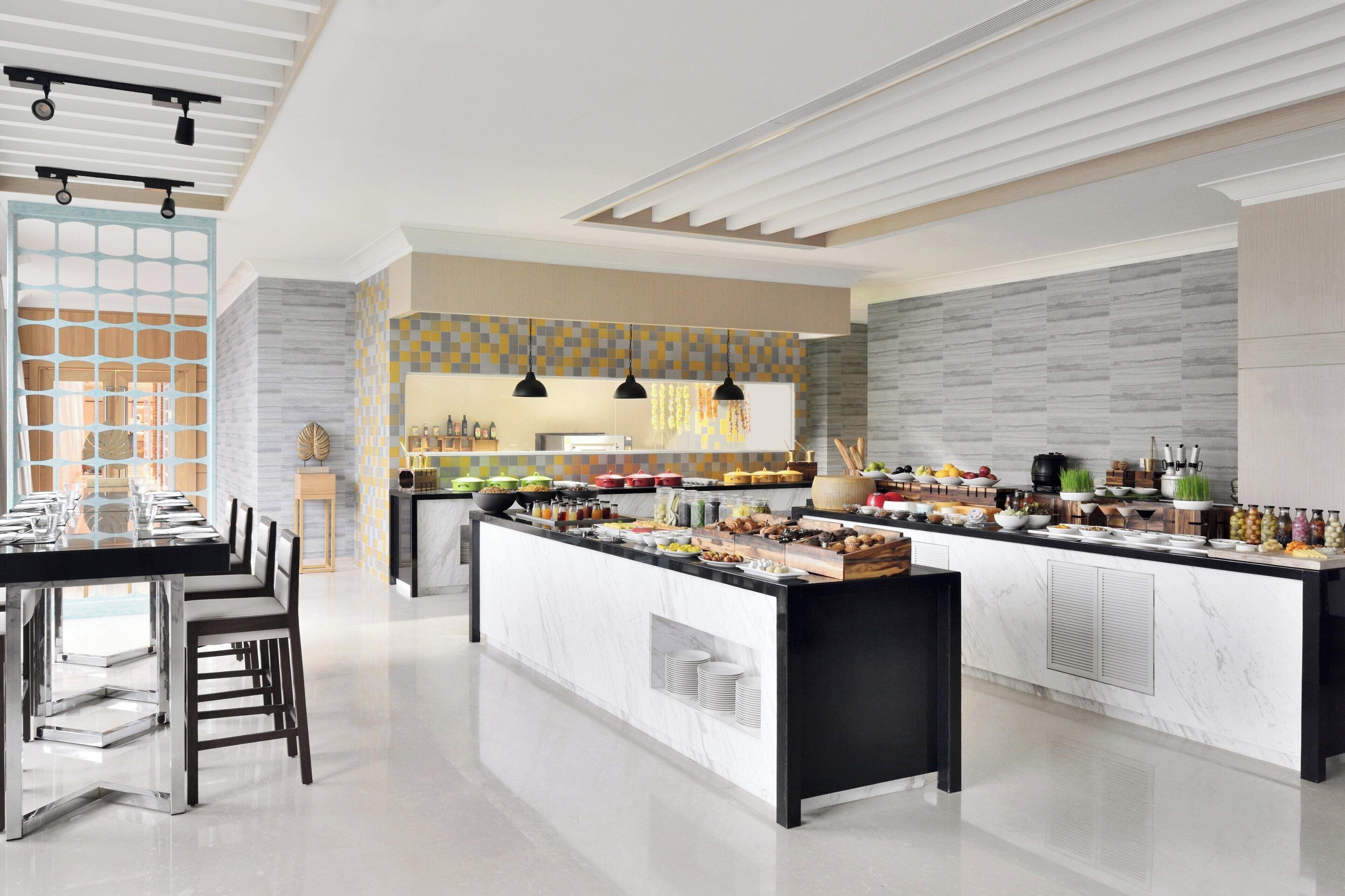 Breakfast, lunch, dinner served; international cuisine 