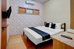 Habitación doble estándar | Escritorio, wifi gratis y ropa de cama 