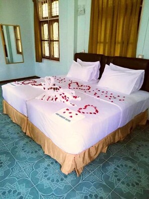 Deluxe-Doppel- oder -Zweibettzimmer