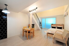 Quarto (D) | Wi-Fi de cortesia