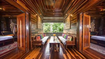 V.4 Payao (3 Bedroom Villa) | Living area