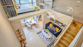 Maisonette, 2 Doppelbetten | Schreibtisch, Verdunkelungsvorhänge, kostenloses WLAN