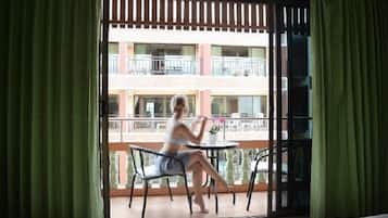 Deluxe Double Room, Balcony | Balcony