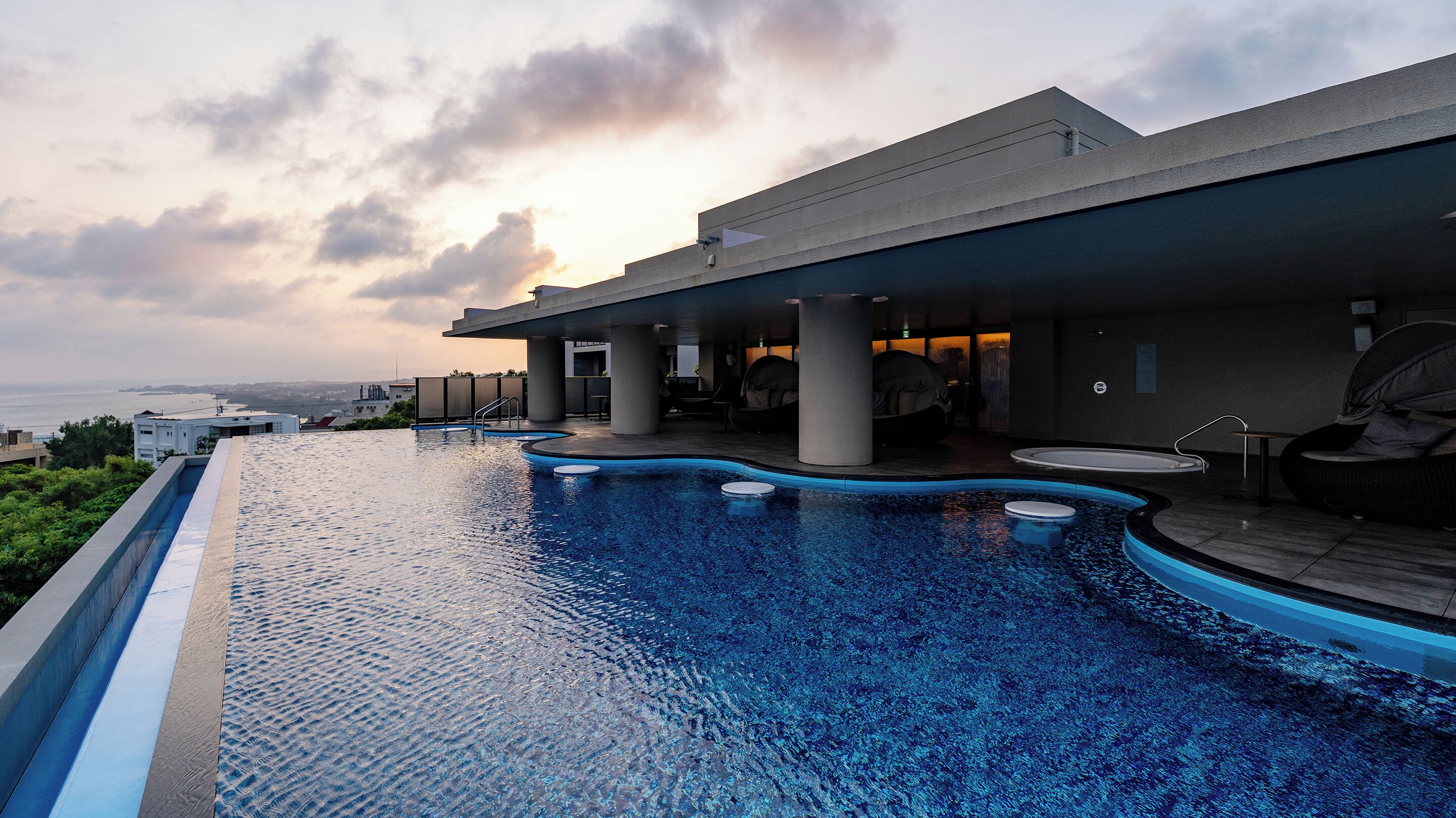 outdoor pool, pool loungers