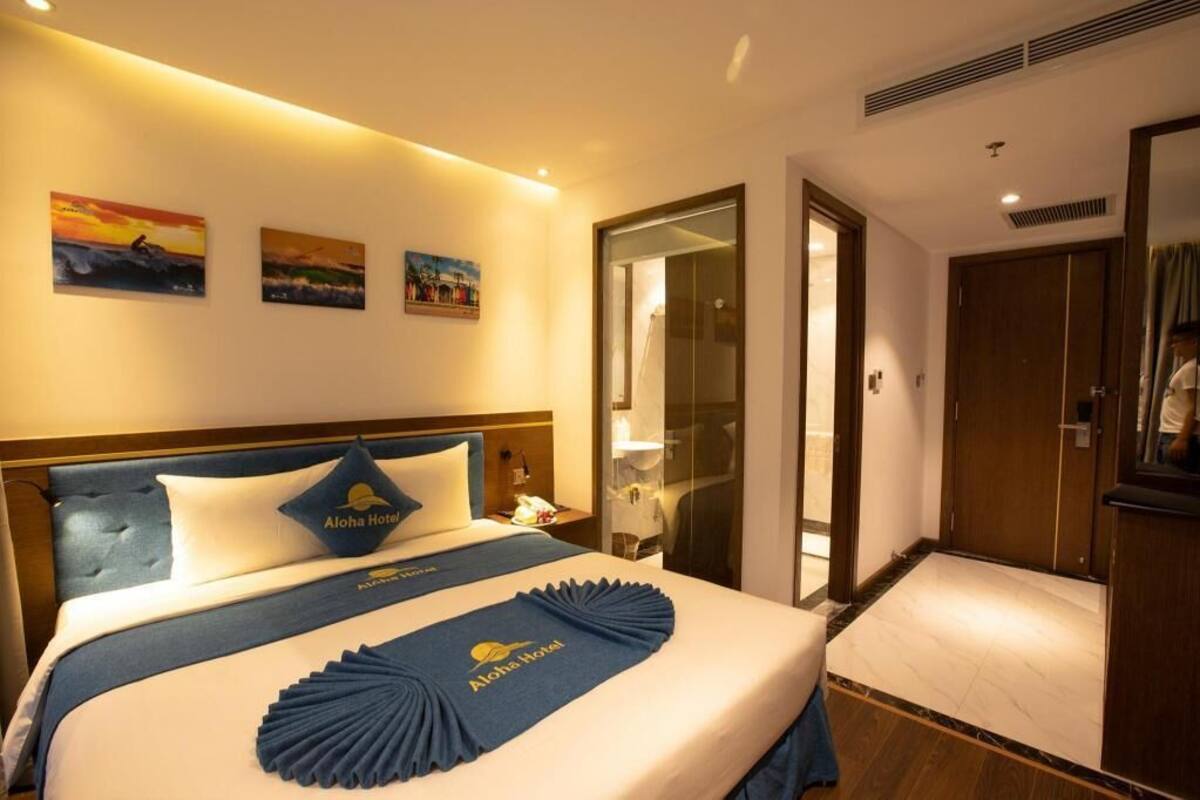Minibar, in-room safe, desk, blackout curtains