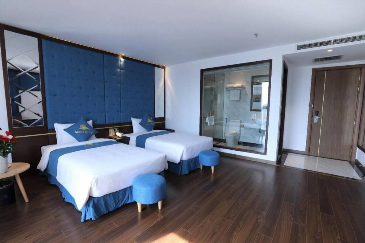 Minibar, in-room safe, desk, blackout curtains