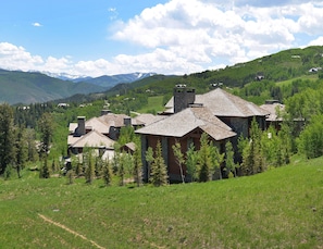 Kondominium, 4 kamar tidur | Pemandangan gunung