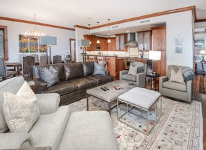 Kondominium, 4 kamar tidur | Area keluarga | Smart TV