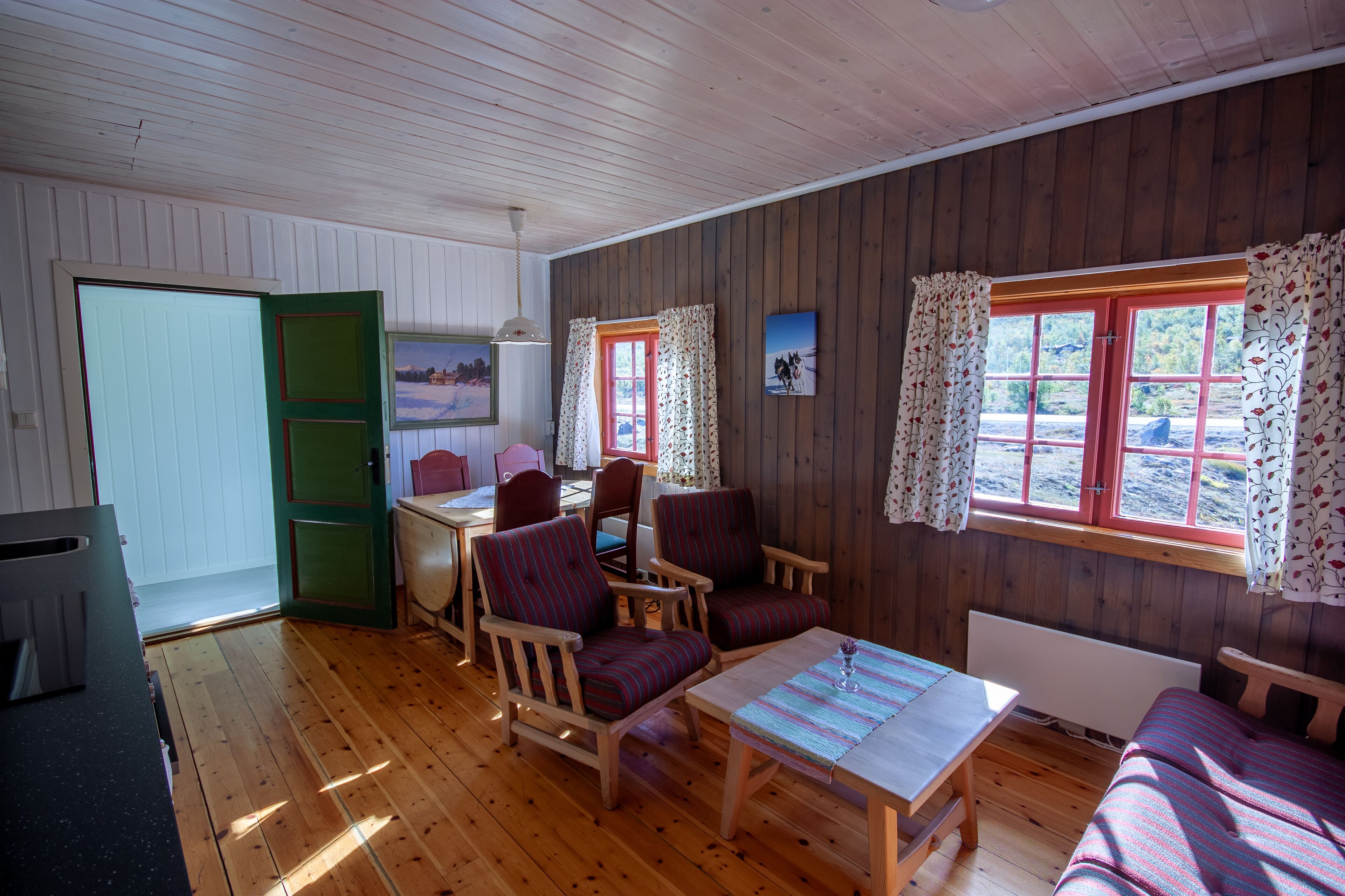 traditional apartment, multiple beds, non smoking, mountain view | desk, laptop workspace, free wifi, bed sheets