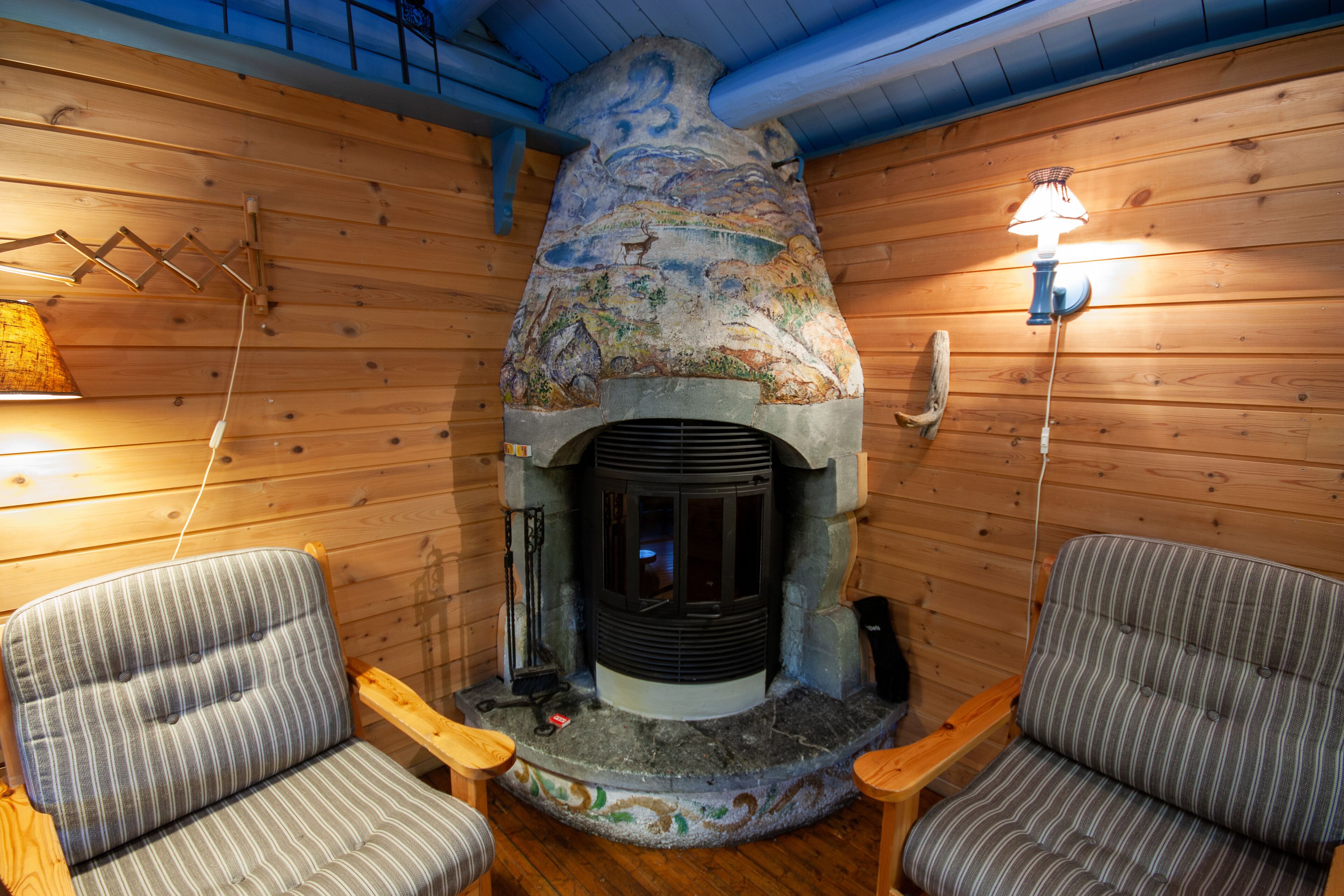 traditional apartment, multiple beds, mountain view | desk, laptop workspace, free wifi, bed sheets