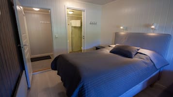 Skrivebord for bærbar PC, wi-fi (inkludert) og sengetøy