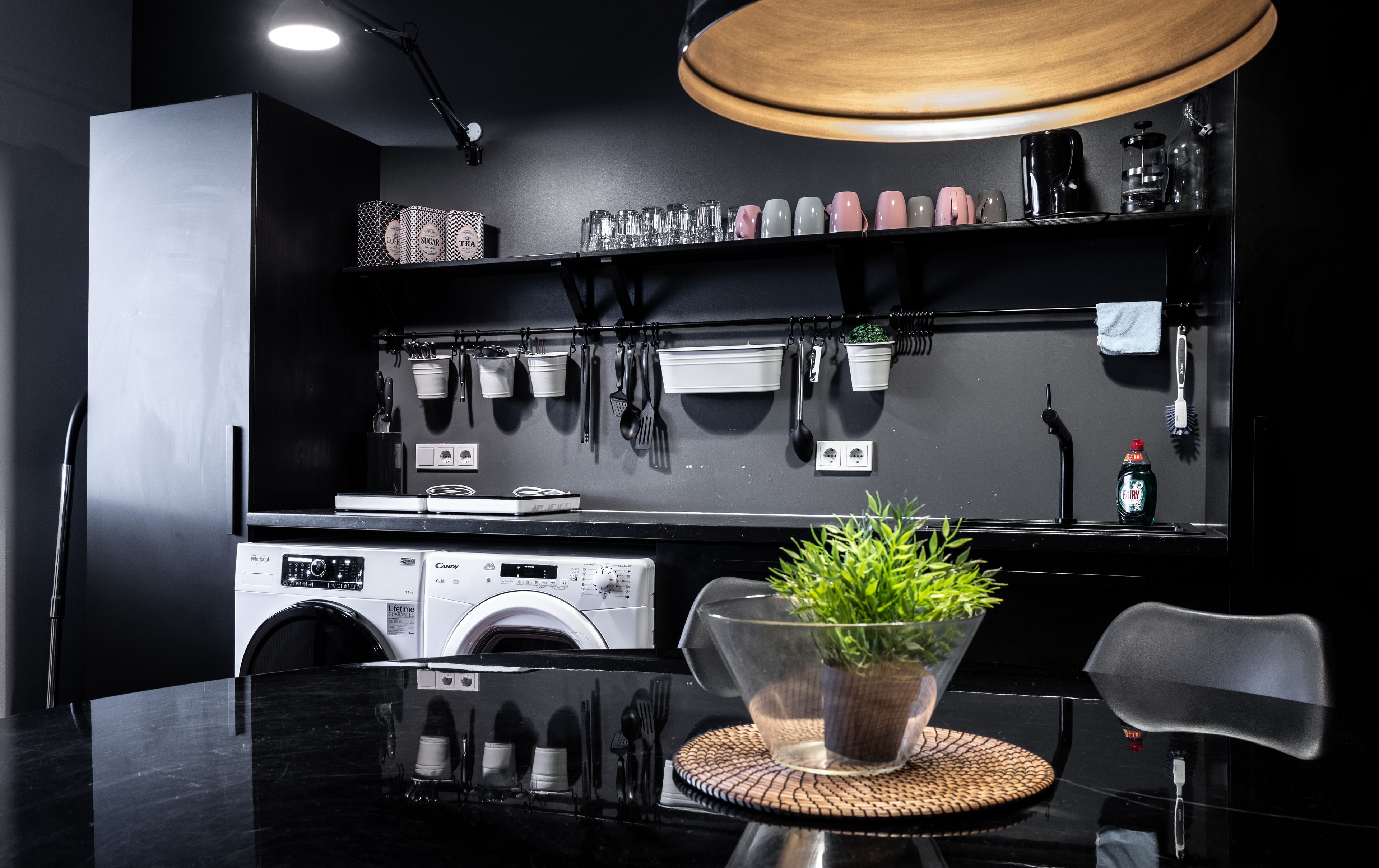 Wasserkocher mit Kaffee-/Teezubehör, Wasserkocher