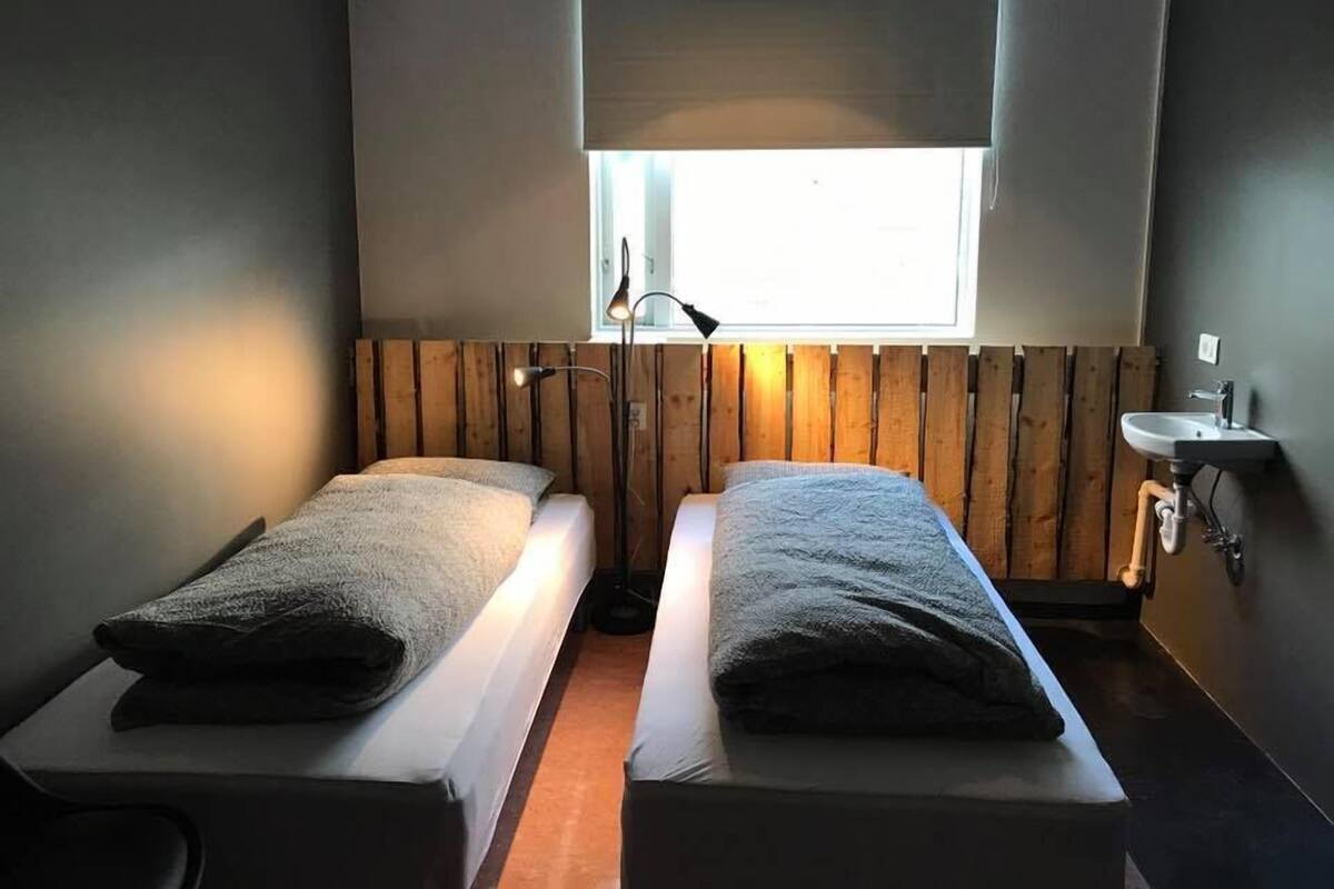 Blackout curtains, free WiFi, bed sheets