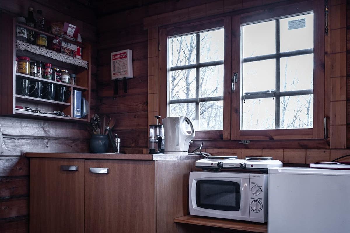 Arngrimslundur Log Cabin | Eigene Küche