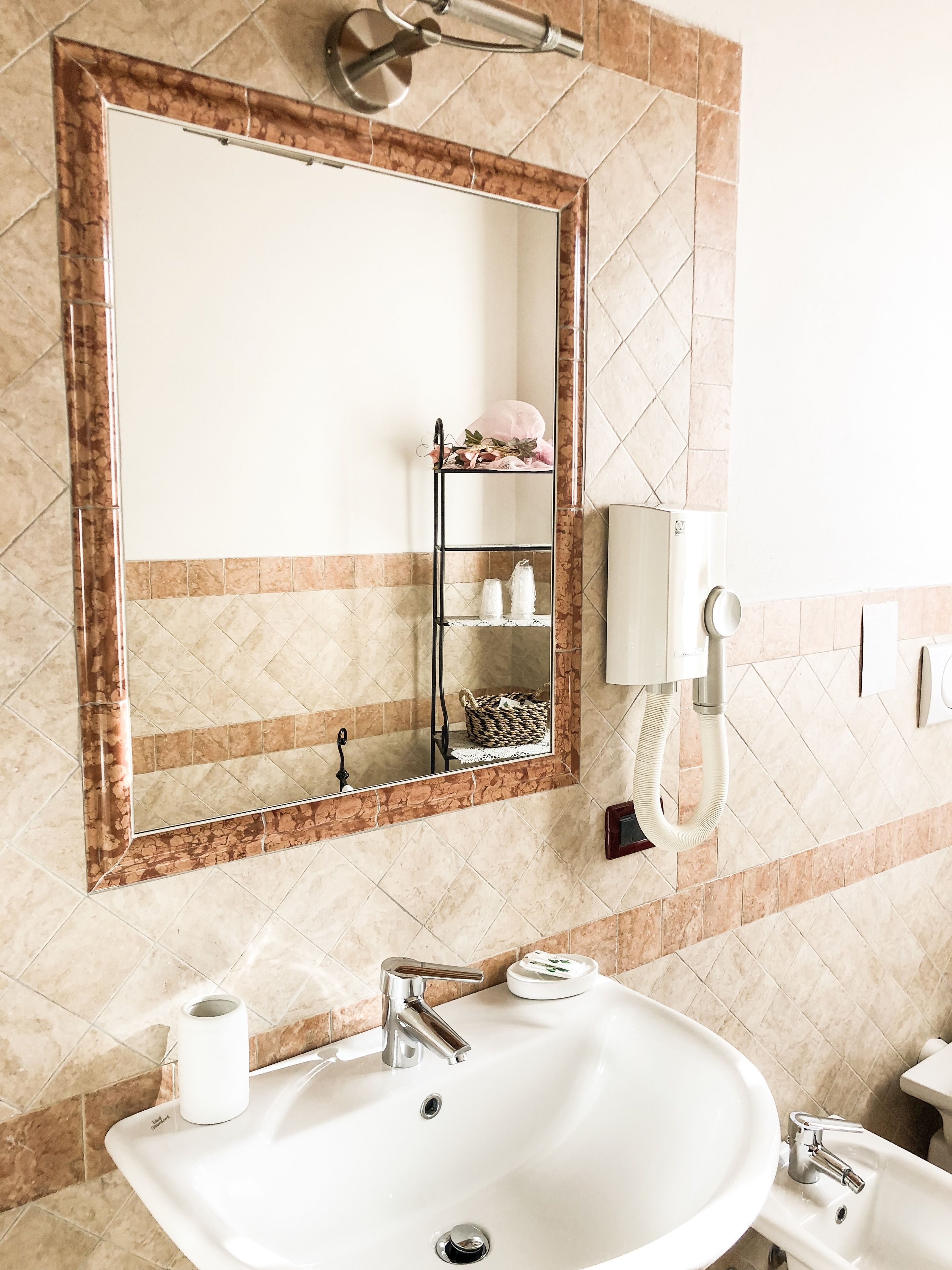 Photo - Le Finestre Su Borghetto