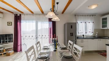 Villa, Sea View | Living room | 108-inch flat-screen TV with satellite channels, LCD TV, Netflix